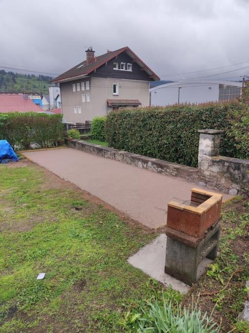 Gite Papillon 6 A14 Personnes - Jacuzzi Gerardmer Exterior photo